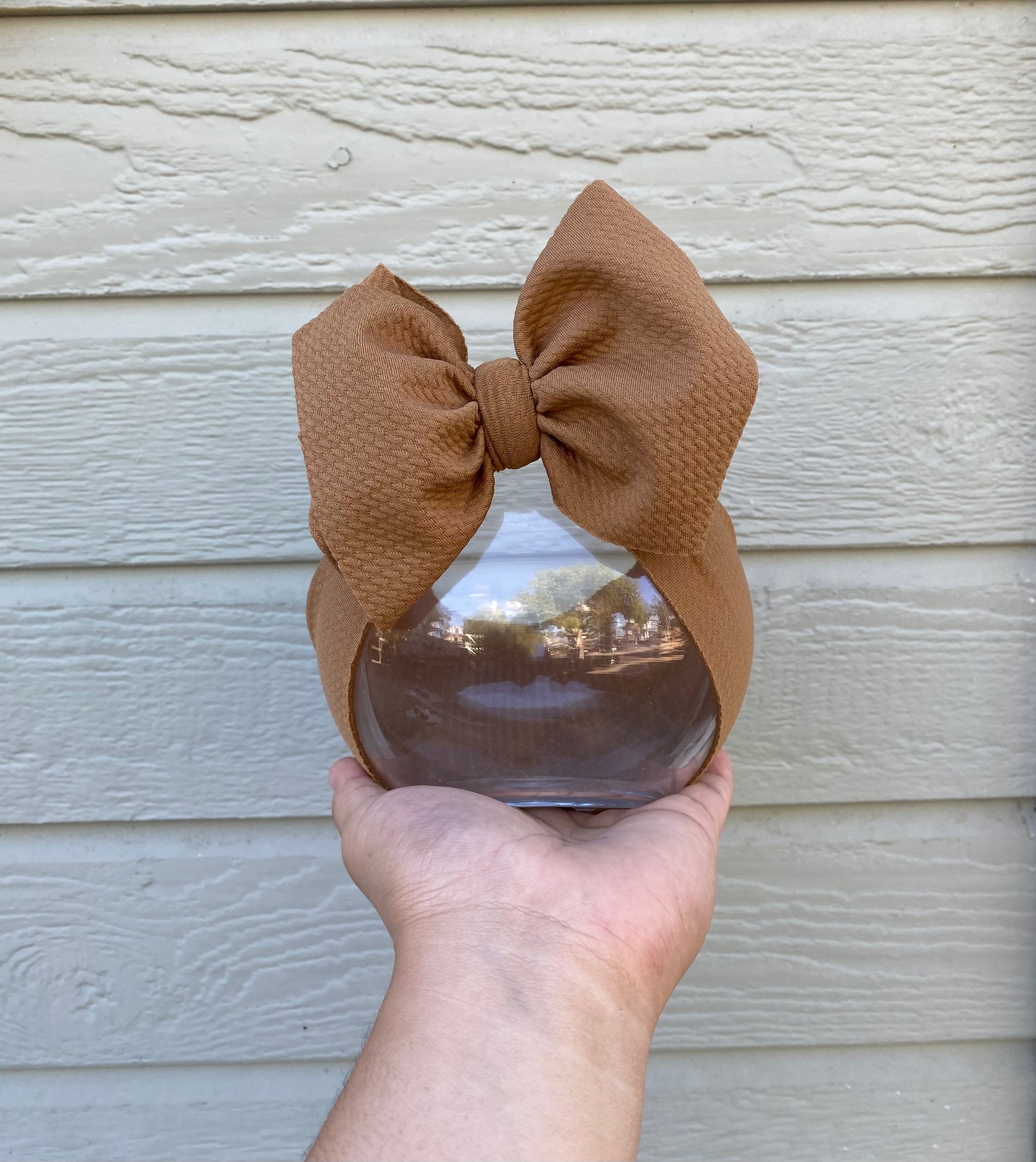 Brown Bow