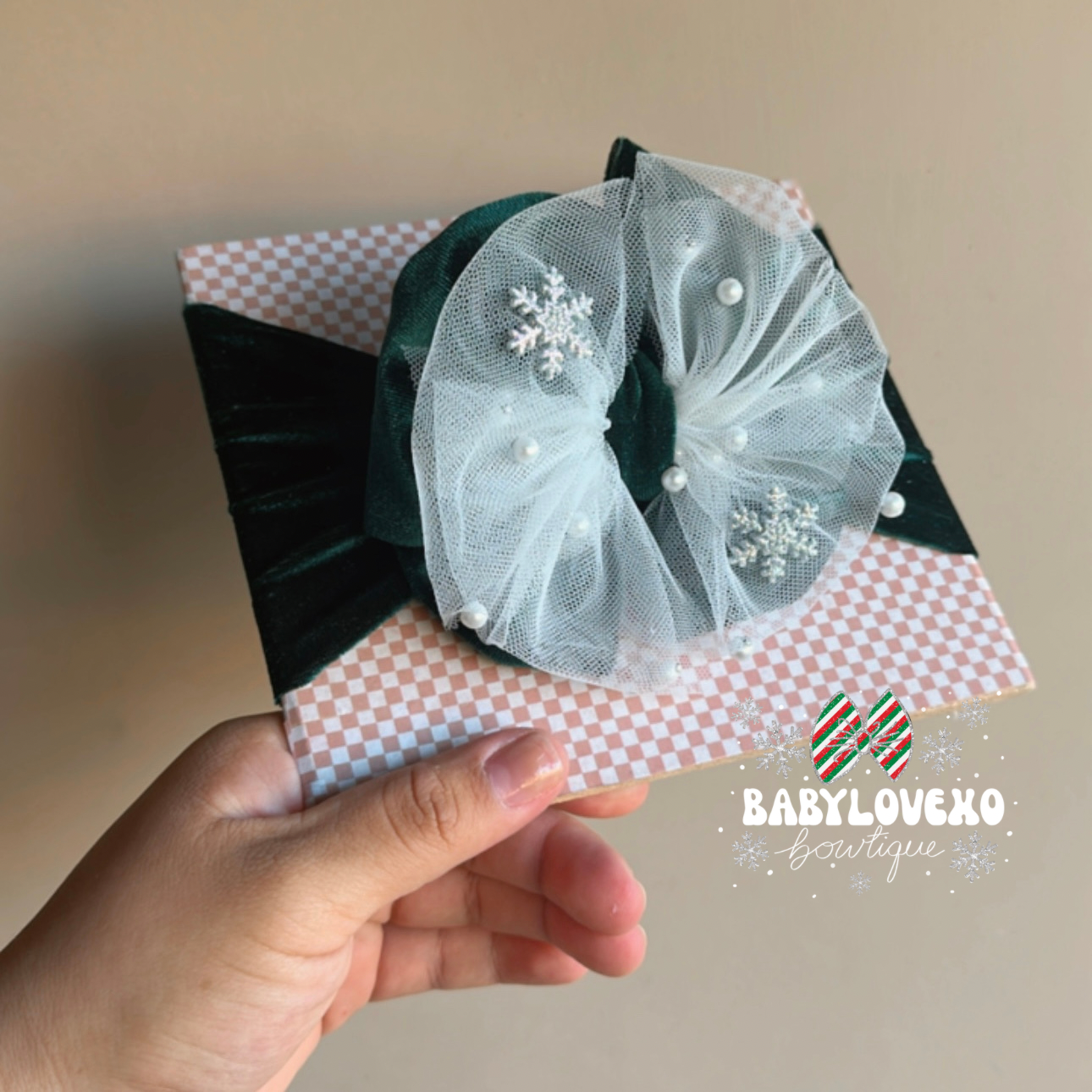 Snowflake pearl double stack bow