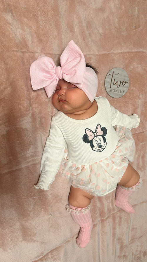 Valentines bow in baby pink